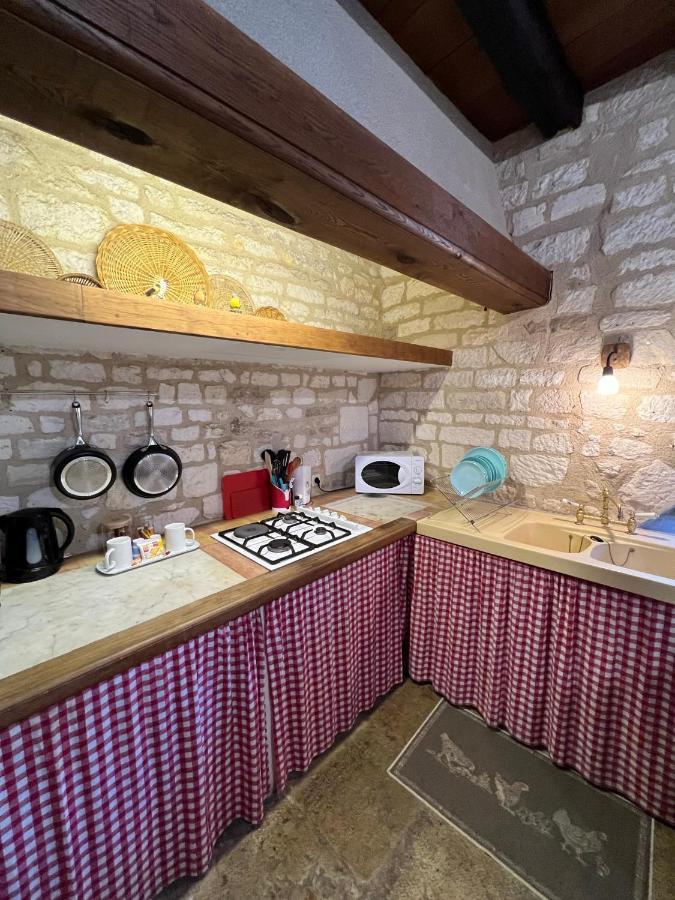 La Maison D'Alienor - Gites De Caractere A Chablis - 89 Zewnętrze zdjęcie